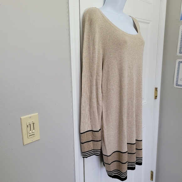NWT Joseph A Women's Long Tunic Lightweight Sweater Beige Black Stripe Size XL - Picture 4 of 12